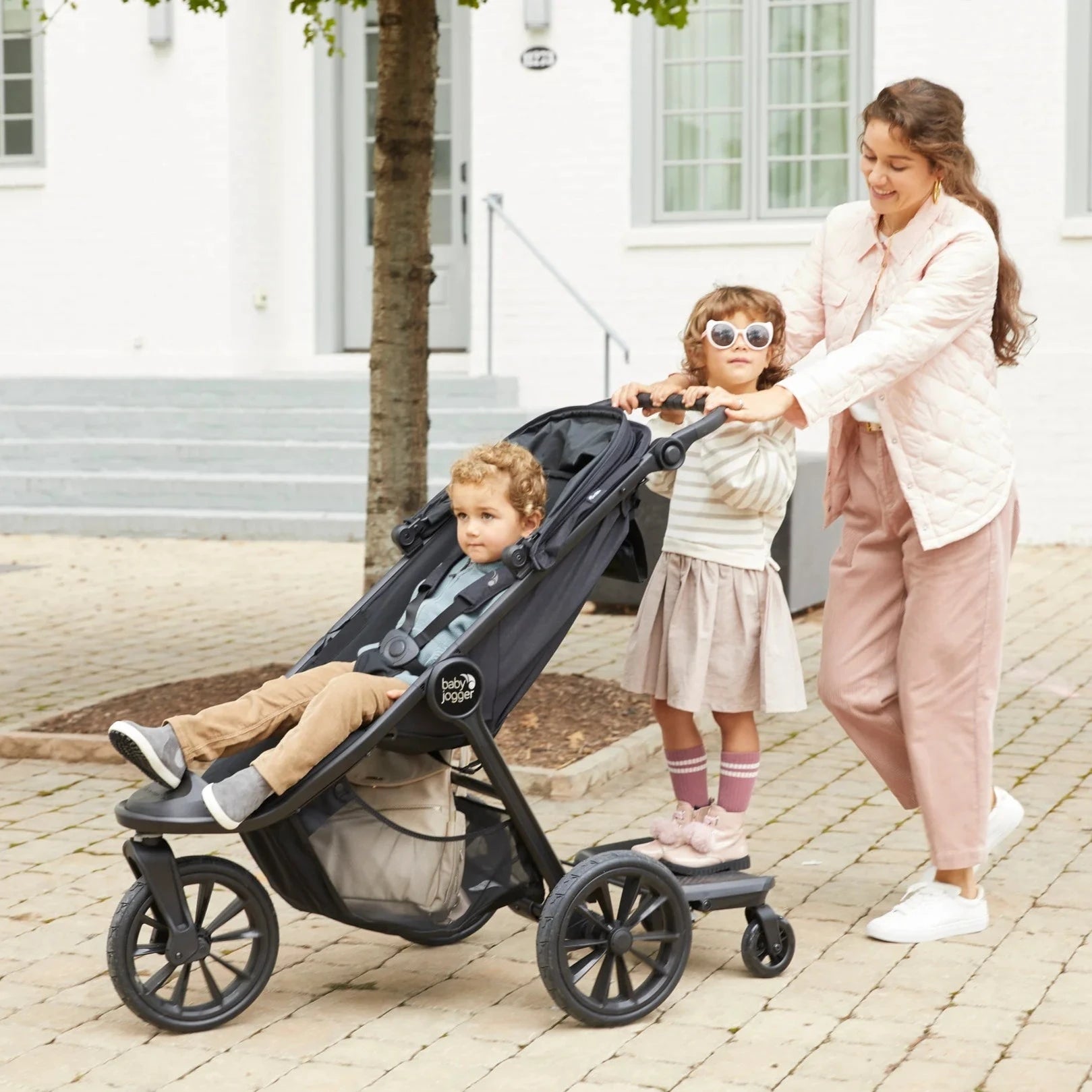 glider board attached to stroller
