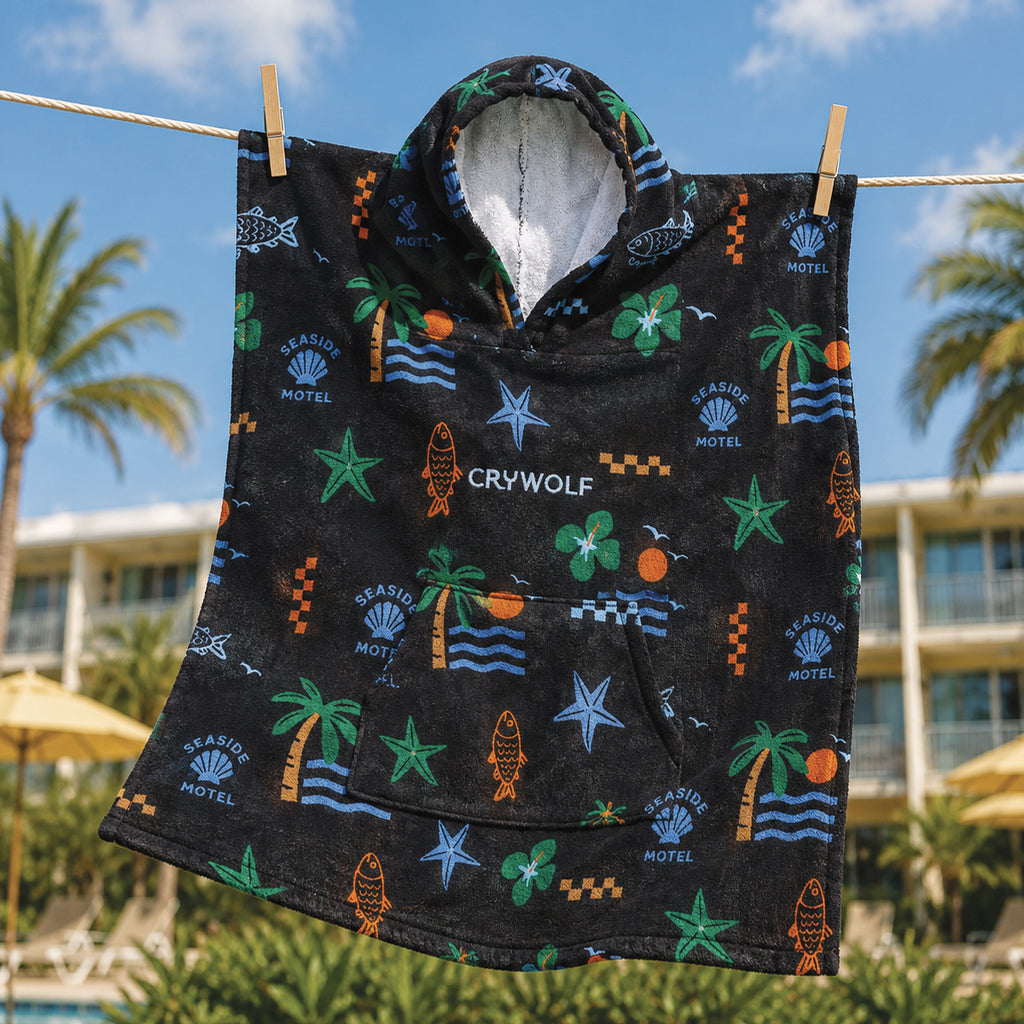 Crywolf Hooded Towel - Seaside Motel