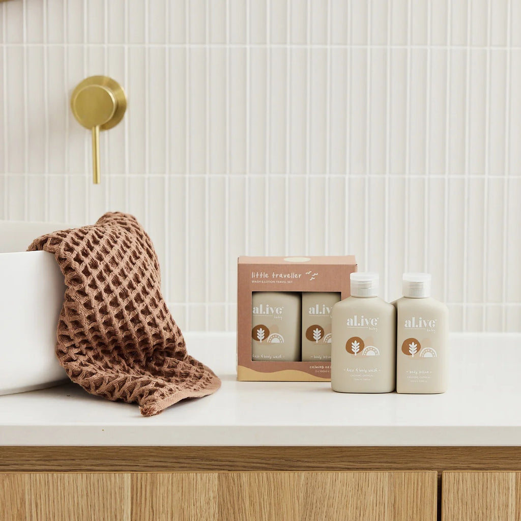 Al.ive Baby Little Traveller Hair & Body Duo - Oatmeal