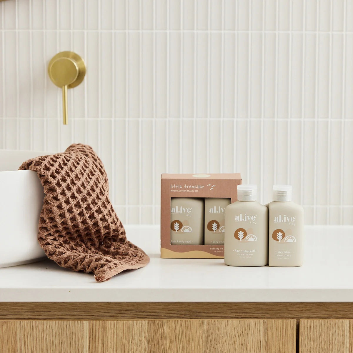 Al.ive Baby Little Traveller Hair & Body Duo - Oatmeal