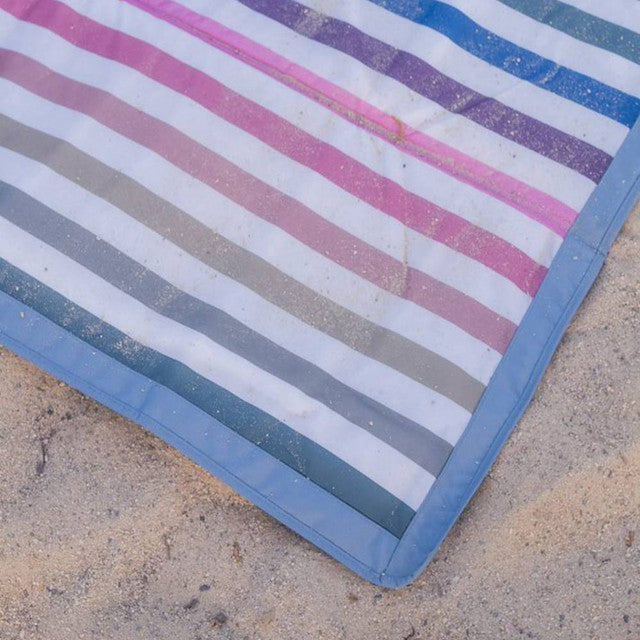 Little Unicorn Outdoor Blanket