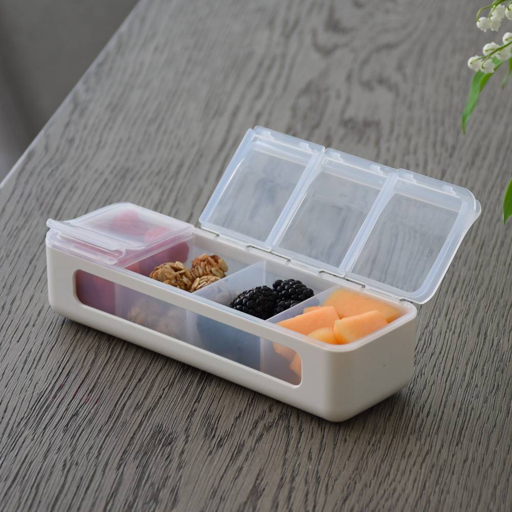 Melii 4 Compartment Snackle Box
