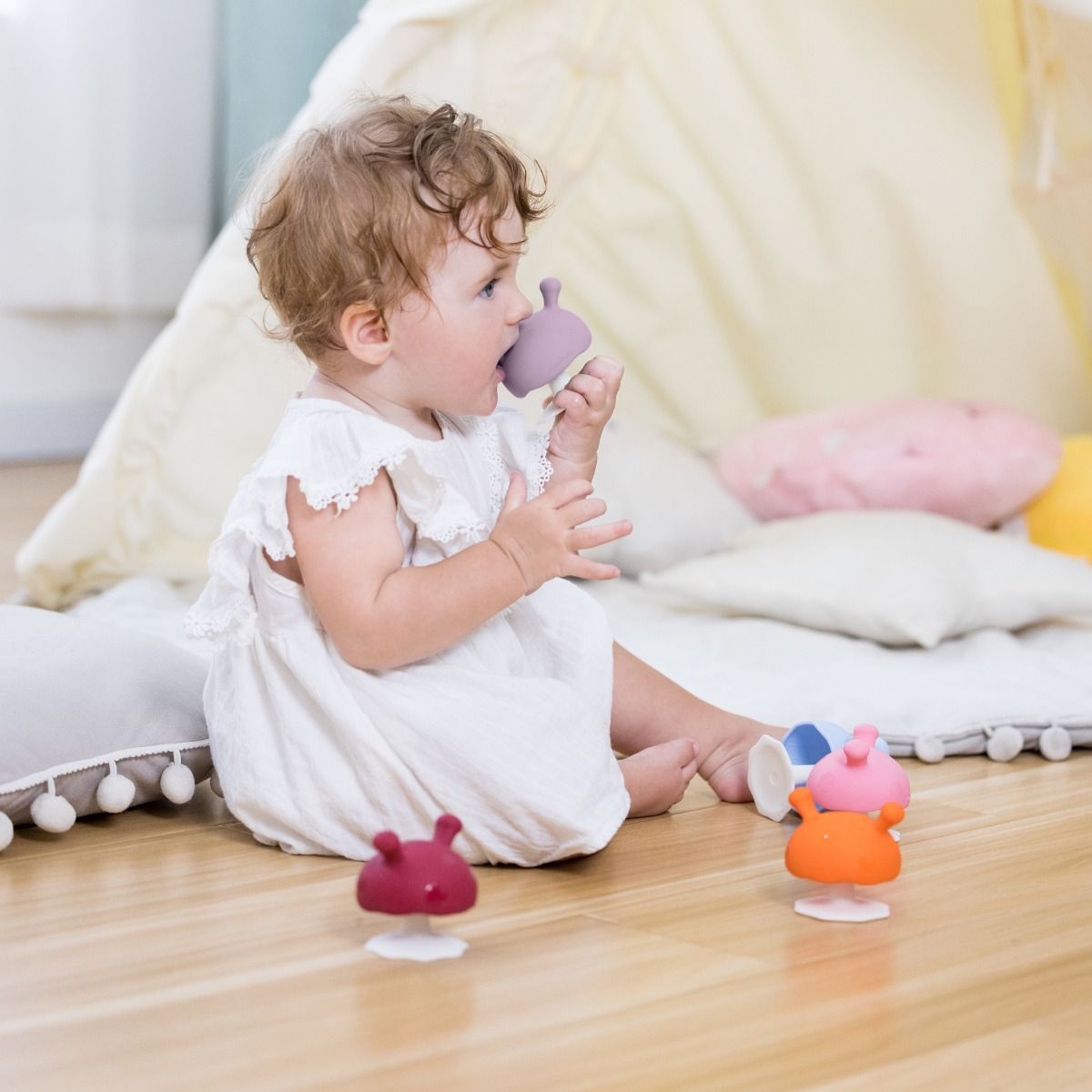 Mombella Mushroom Teether