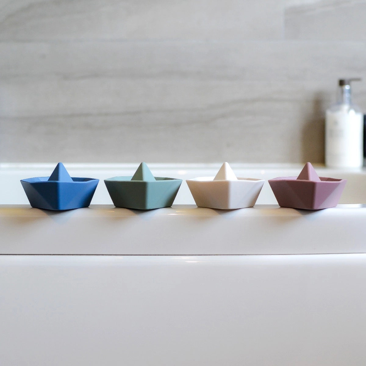 Shnuggle Stacking Boat Toy