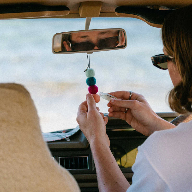 Smelly Balls Car Diffuser - Honeysuckle