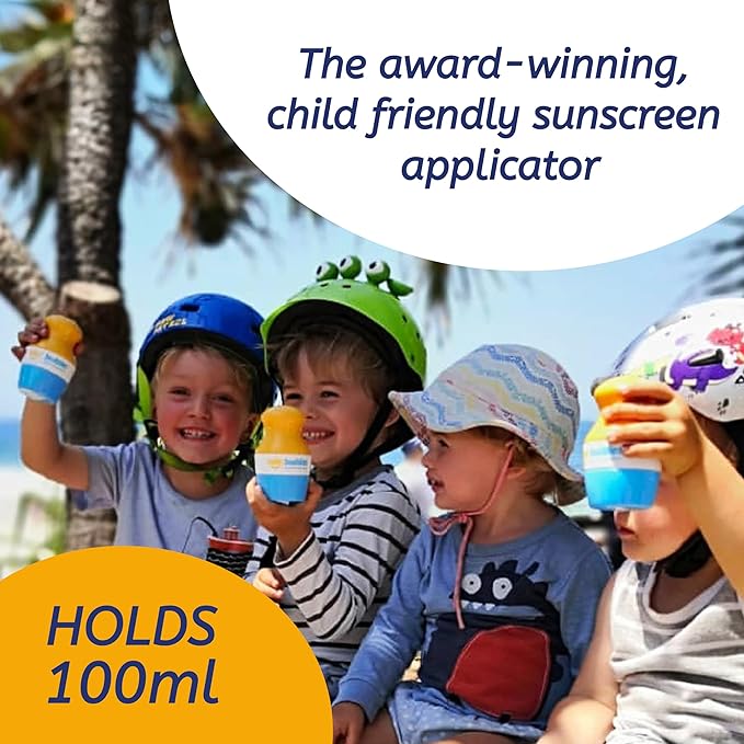 Children with sun helmets holding sunscreen bottles on a beach, with text about the product.