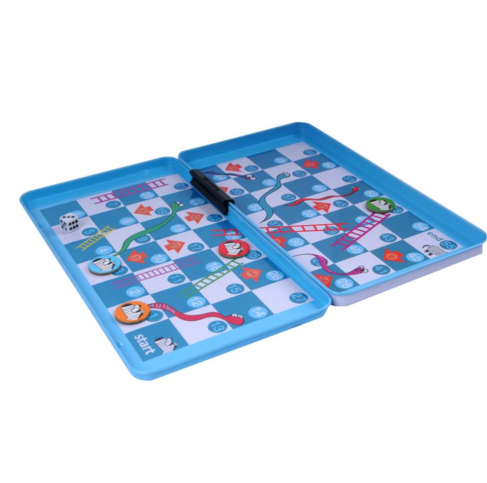 The Purple Cow Travelling Magnetic Tin Game - Snakes & Ladders