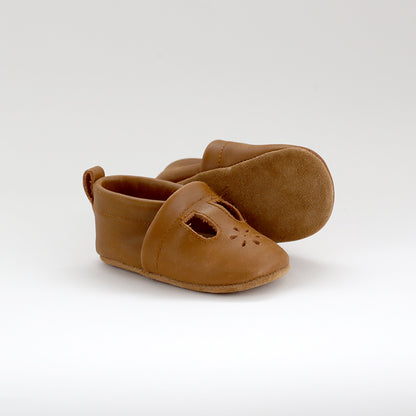 Wander Leather Soft Soled T-Bars